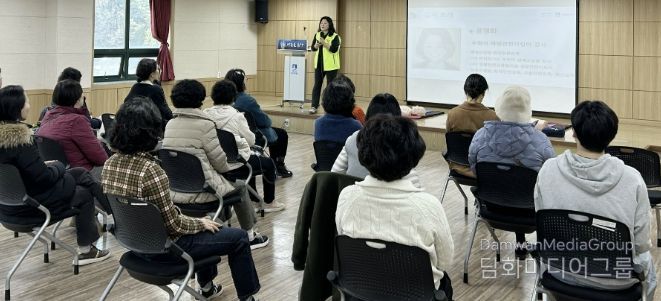 수원시 영통구 영통2동, 새마을문고 새빛안전지킴이 심폐소생술 교육 진행