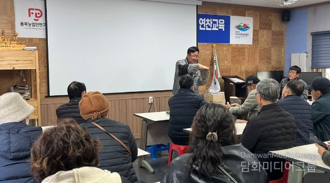 ‘여수시버섯농업인연구회’가 지난 6일 관내 버섯 재배농장에서 우리 농산물 홍보 활동의 일환으로 표고버섯 재배 기술 교육과 체험 행사를 실시했다.