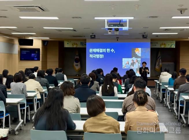 대구 수성구(수성구청장 권한대행 배춘식)는 지난 25일 구청 직원을 대상으로 ‘2026년 적극행정 특강’을 실시했다.