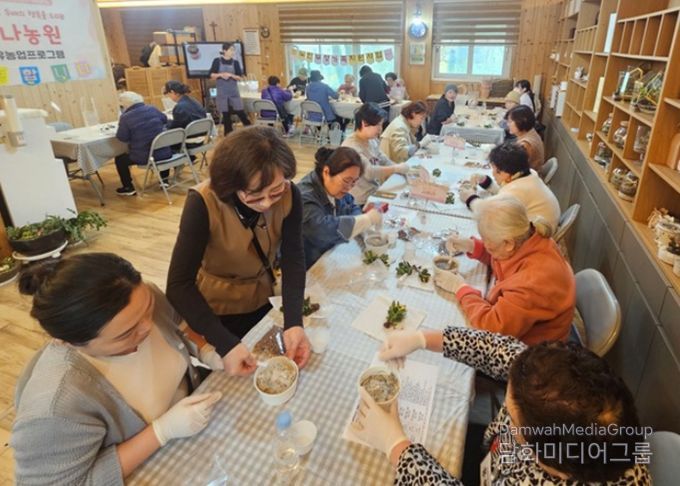 남양주시가족센터, 치매 가족 대상 ‘가족이음’ 프로그램 성료 …정서적 치유와 소통의 장 마련