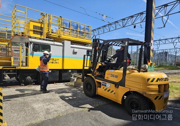 광주교통공사_배터리 팩 지게차로 이동조치