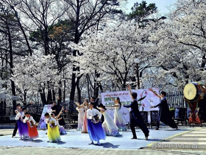 동두천시, ‘자유, 꽃을 피우다’ 자유수호평화공연 성료