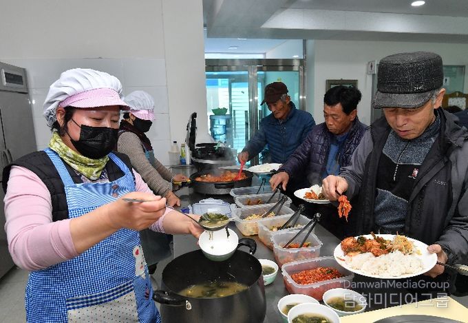 농번기 마을공동급식 지원사업 확대 지원