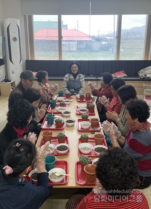 치매안심마을 치매예방 프로그램 운영