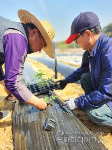 정읍시, 귀농 돕는 ‘가족실습농장’ 영농 교육 실시…“초보 농부 자신감 쑥쑥”